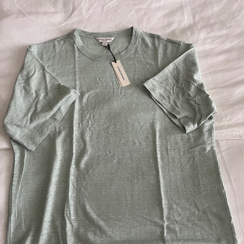 BANANA REPUBLIC EUROPEN FLAX SHORT SLEEVE TEE